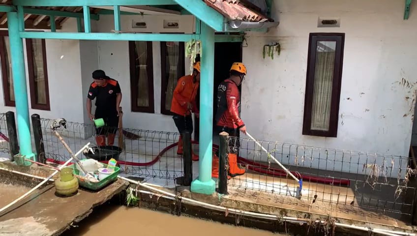 Pasar Ikan dan Puluhan Rumah di Cisayong Terendam Banjir, Kerugian Mencapai Ratusan Juta