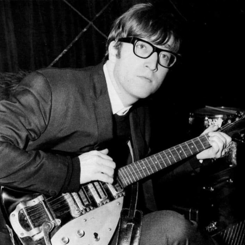 Hari ini Pembunuh John Lennon Dihukum 20 Tahun Penjara di Masa Lalu