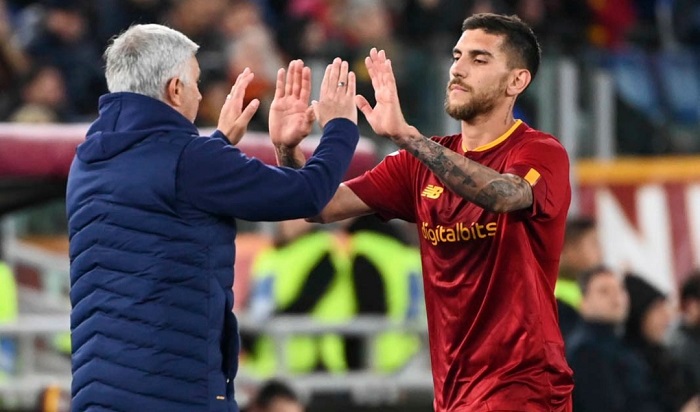 Jose Mourinho Kesal Arne Slot tidak menghormati AS Roma