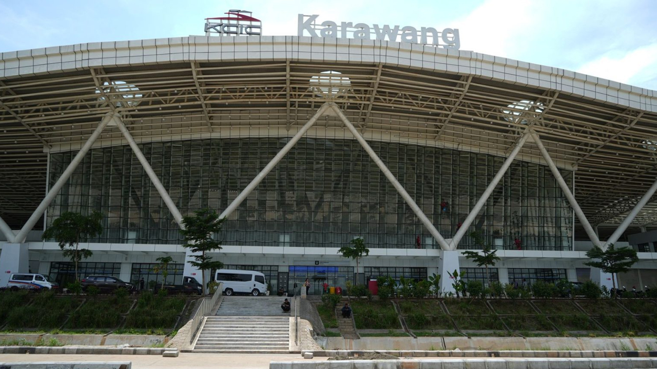 Karawang Jadi Destinasi Favorit Baru Pengguna Whoosh, Jumlah Penumpang Meningkat Tiga Kali Lipat