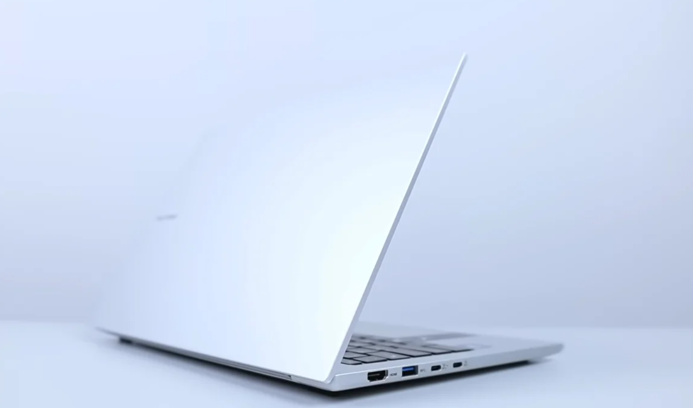 Laptop Tipis Ringan Polytron Luxia Pro, Seri Laptop Polytron Terbaru dengan Intel Core Ultra