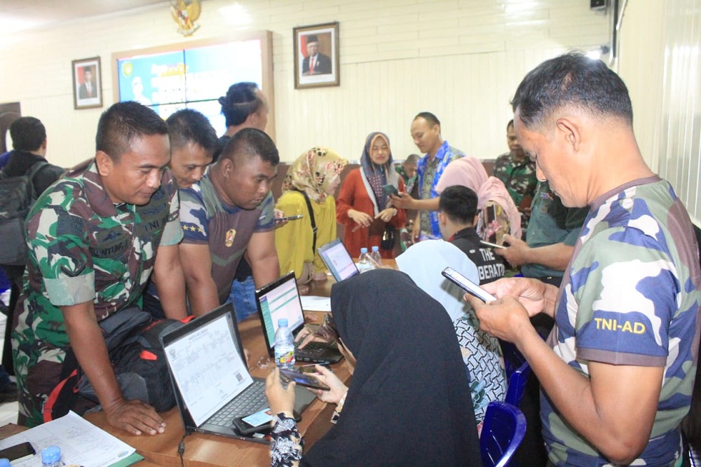 Disdukcapil Kota Tasik Kolaborasi dengan Kodim 0612 Tasikmalaya Gencarkan Penggunaan IKD