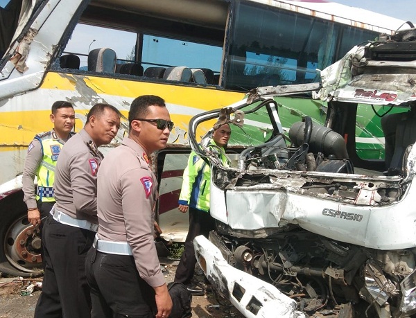 Sopir Truk Kabur Usai Kecelakaan Maut di Tol Cipali, Sekarang Masih Diburu Polisi