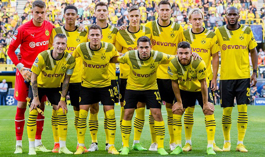 Mantap! Persib Bandung dan Persebaya Surabaya Disebut-sebut Akan Hadapi Borussia Dortmund