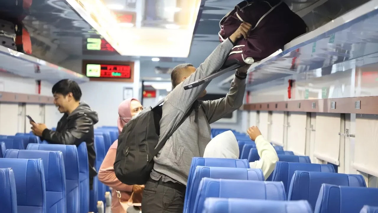 Makin Nyaman Kursi KA Matarmaja, Kereta Murah Meriah Pilihan Rakyat