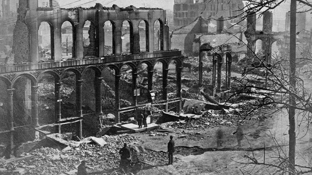 Dari Kebakaran Besar Chicago, Meteor Bone, hingga Hari Tata Ruang Nasional