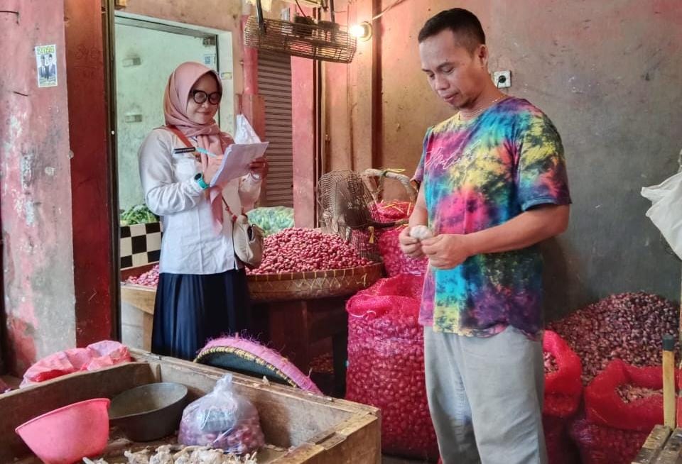 Harga Bawang Merah di Pasar Induk Kota Banjar Masih Tinggi, Ternyata Ini Penyebabnya 