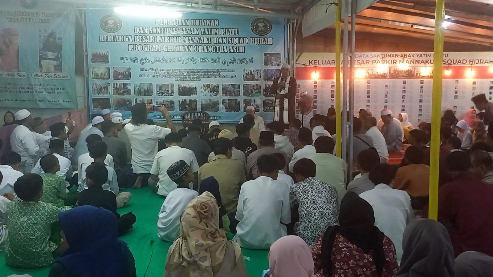 Keluarga Besar Parkir Mannaku Kota Tasikmalaya dan Squad Hijrah Adakan Pengajian serta Santunan Rutin