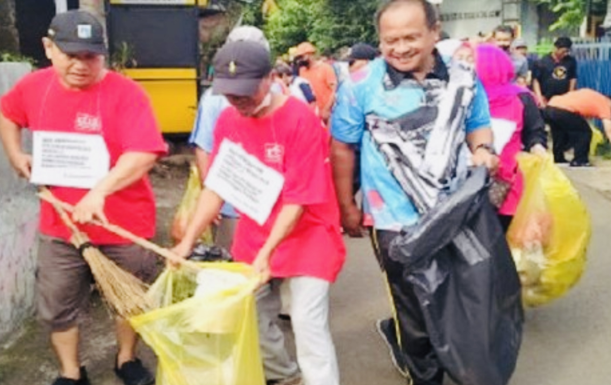 Patut Ditiru Kota Tasik Nih, Lomba Pungut Sampah Terbanyak Dapat Hadiah