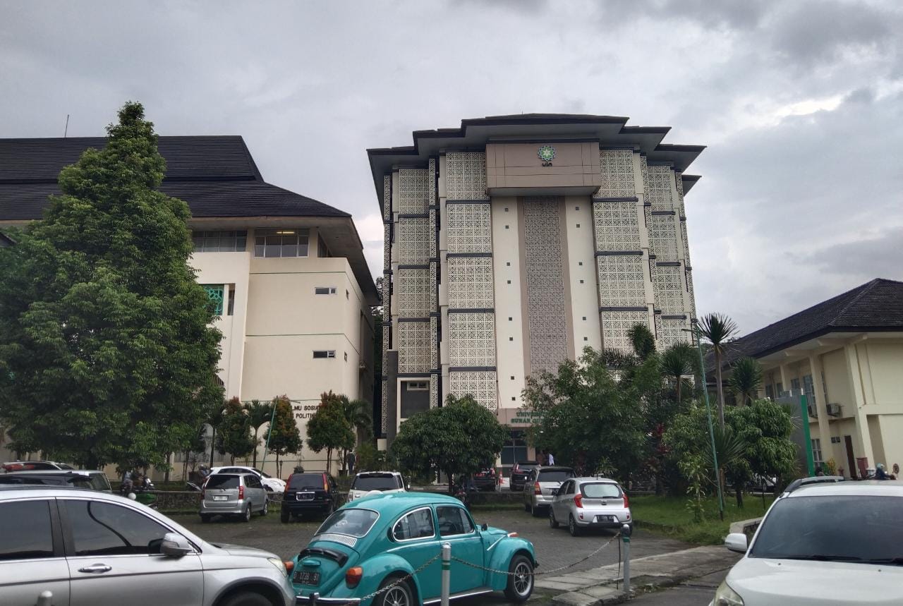 BANGGA UIN Bandung Tetap Peringkat Pertama Kampus PTKIN Terbaik Di ...