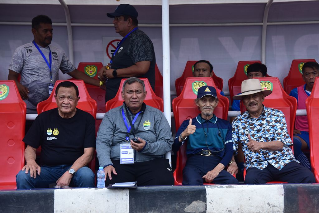 Alhamdulillah, Abah Indra Thohir Kembali ke Persib Bandung All Stars Jadi Pelatih   