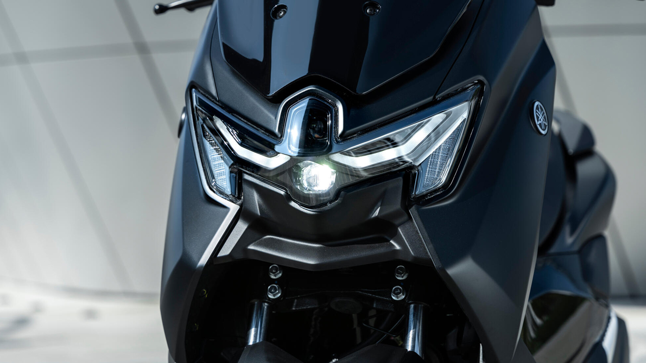 Fitur Lengkap Yamaha NMAX 125 Model 2025 Mulai Lampu, Mesin, Ban, Rem, Kunci Kontak Hingga Dasbor LCD