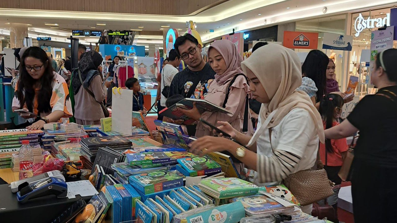 Berkat Pemberdayaan BRI, Sukses Bawa ’Gulalibooks’ Jangkau Pasar ...