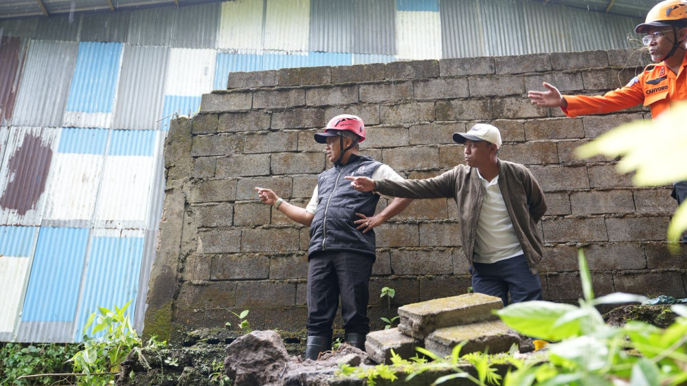 Tambang Pasir Diduga Sebabkan Bencana Banjir Bandang di Sukaratu Tasikmalaya