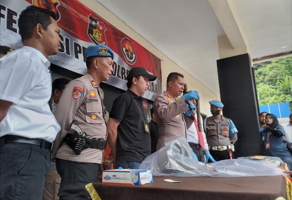 Polres Banjar Ungkap Kasus Pembunuhan Kuswanto, Motif Dendam dan Warisan, Satu Tersangka Dihadiahi Timah Panas