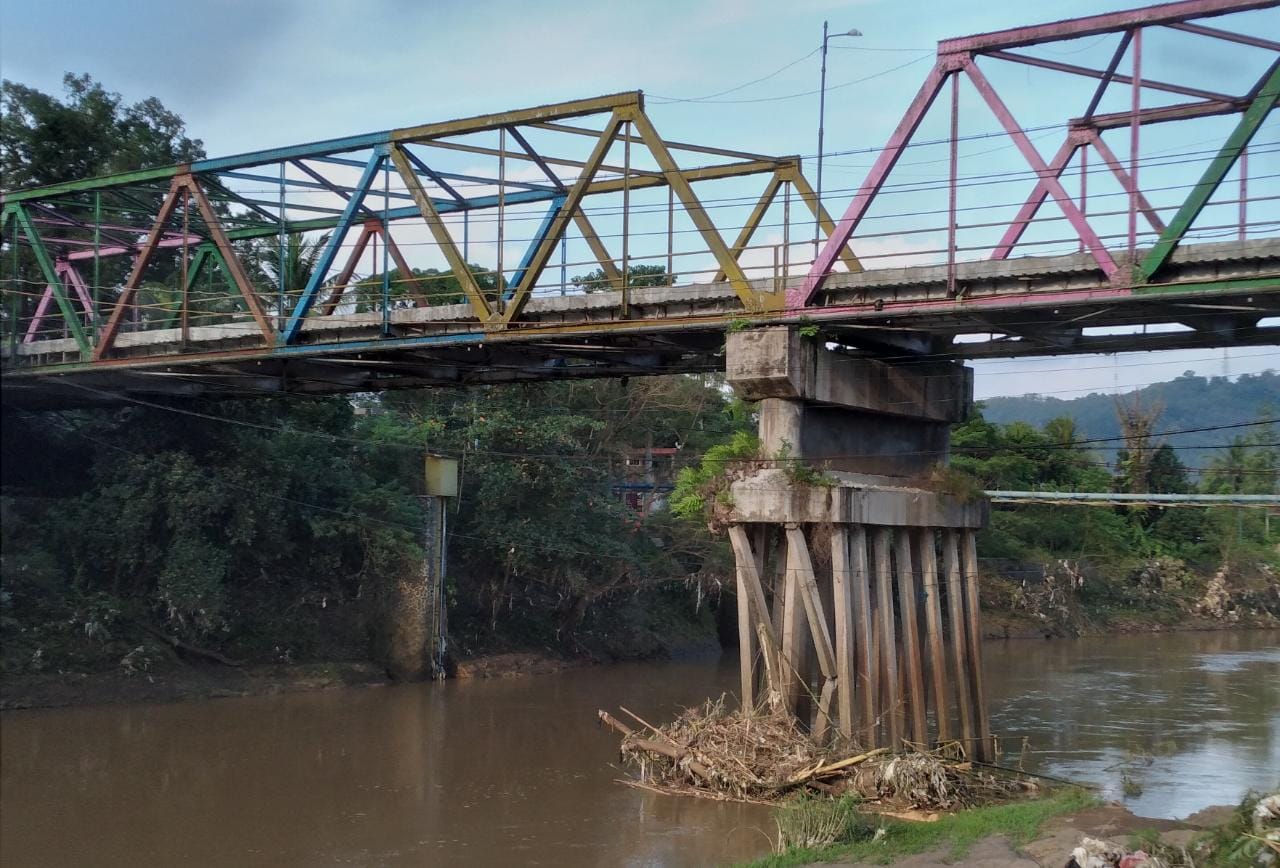 Tiga Ruas Tiang Penyangga Jembatan Baru Patah, Diduga Diterjang Arus Sungai Citanduy
