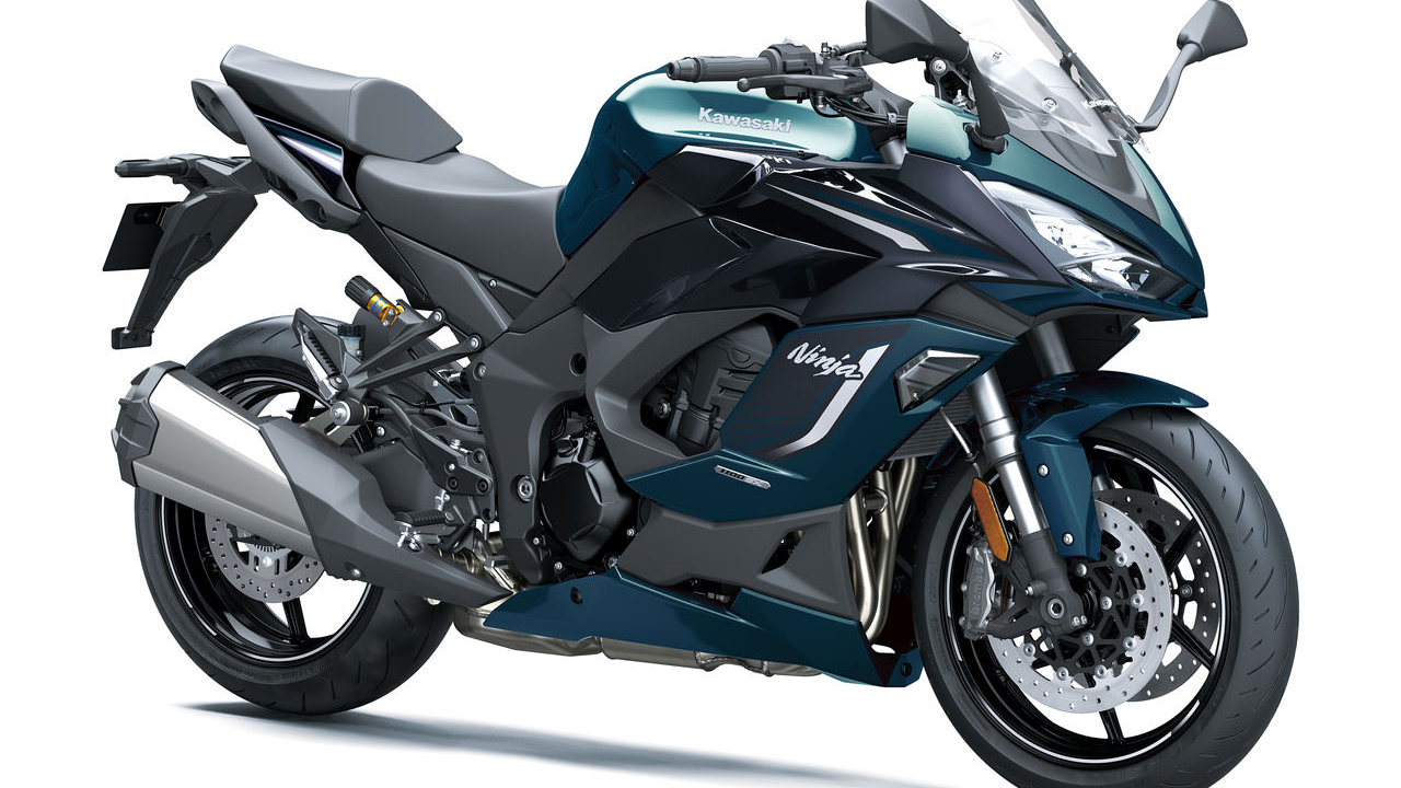 Kawasaki Hadirkan Warna Baru untuk Ninja Sport Tourer 2026