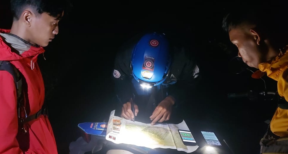 Lima Pendaki Gunung Galunggung Ditemukan Tim SAR Gabungan setelah Tersesat 6 Jam