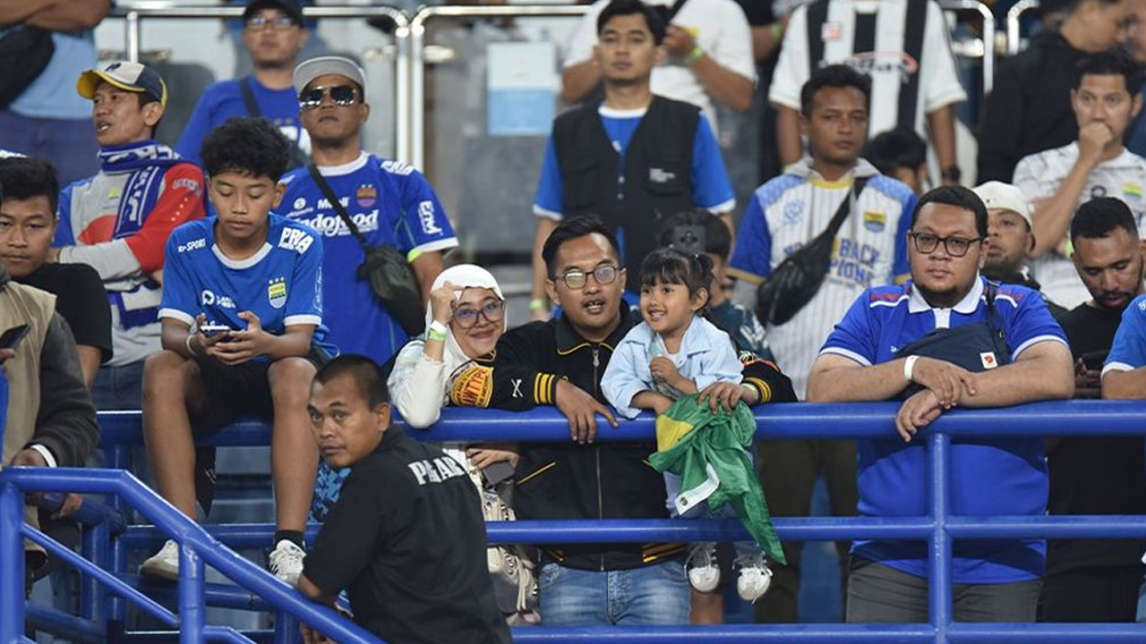 Inovasi Kids Pass Persib untuk Penonton Usia 5-14 Tahun, Frans Putros Harapkan Bobotoh Birukan GBLA