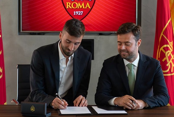 Resmi: Bryan Cristante Perpanjang Kontrak dengan AS Roma Hingga Tahun 2027