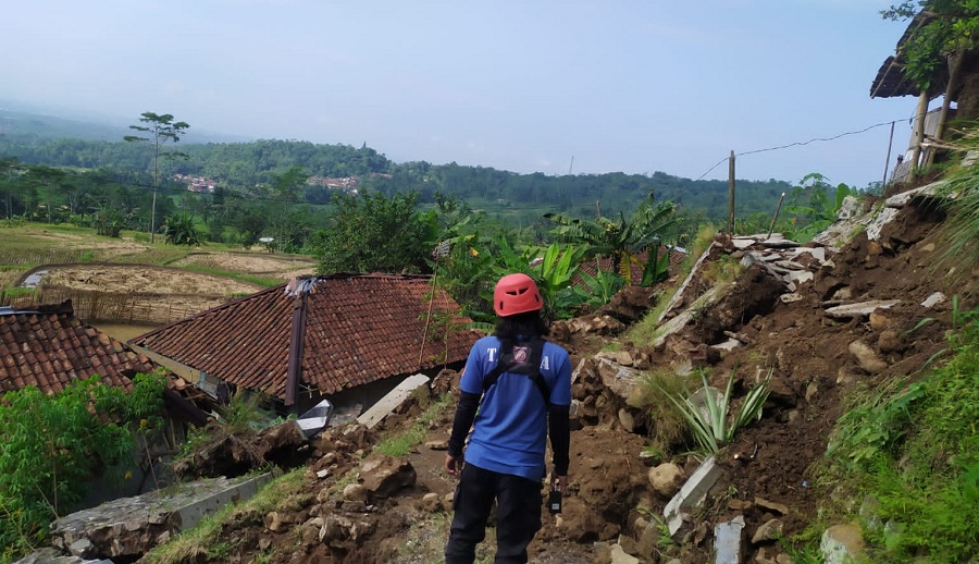 15 Rumah Terendam Banjir, 6 Rumah Terdampak Longsor, Bencana di Tiga Kecamatan di Kabupaten Tasikmalaya.