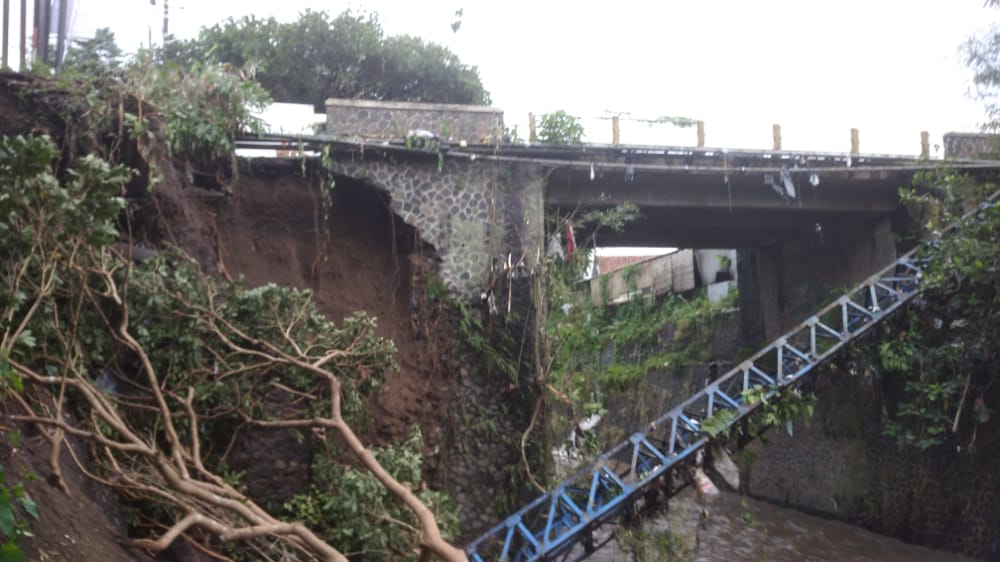  Jembatan Ciloseh Jalan Ahmad Yani, Tasik Terancam Ambruk, Dinas PUTR dan BBWS Citanduy Akan Turun Mengecek