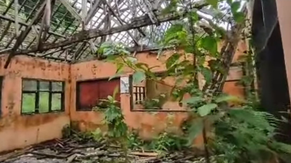 Empat Ruang Kelas SDN Curugtelu Tasikmalaya Rusak Berat, Siswa Terpaksa Belajar di Ruang Guru