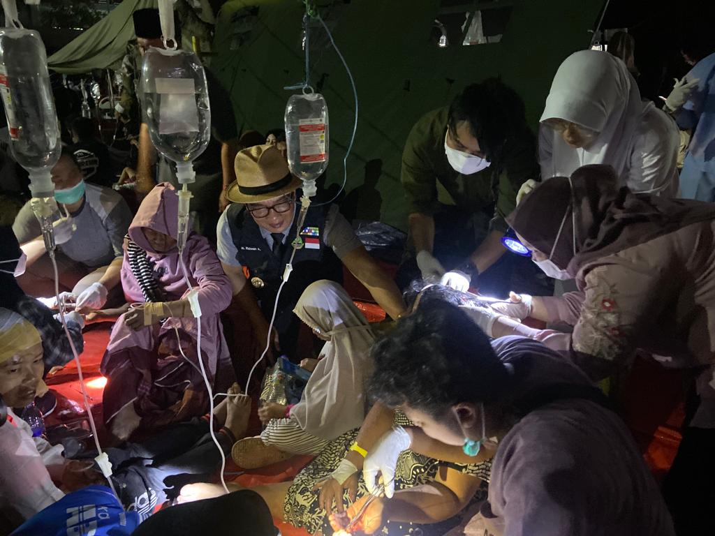 Gempa Terkini Cianjur, Pasien Terpaksa Dirawat di Luar RSUD Sayang, Ridwan Kamil Sebut 56 Orang Meninggal 