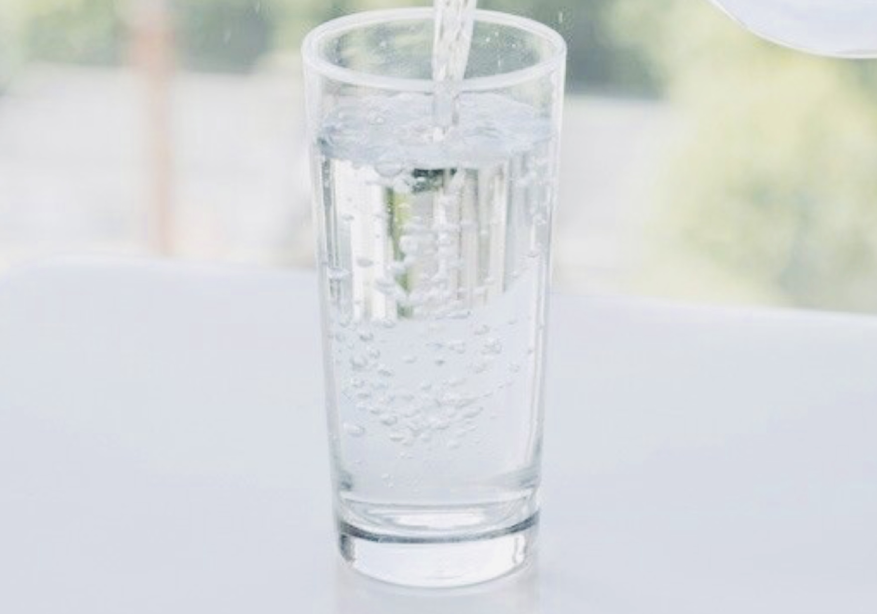 Hindari Dehidrasi dengan Minum 8 Gelas Air Perhari di Bulan Puasa