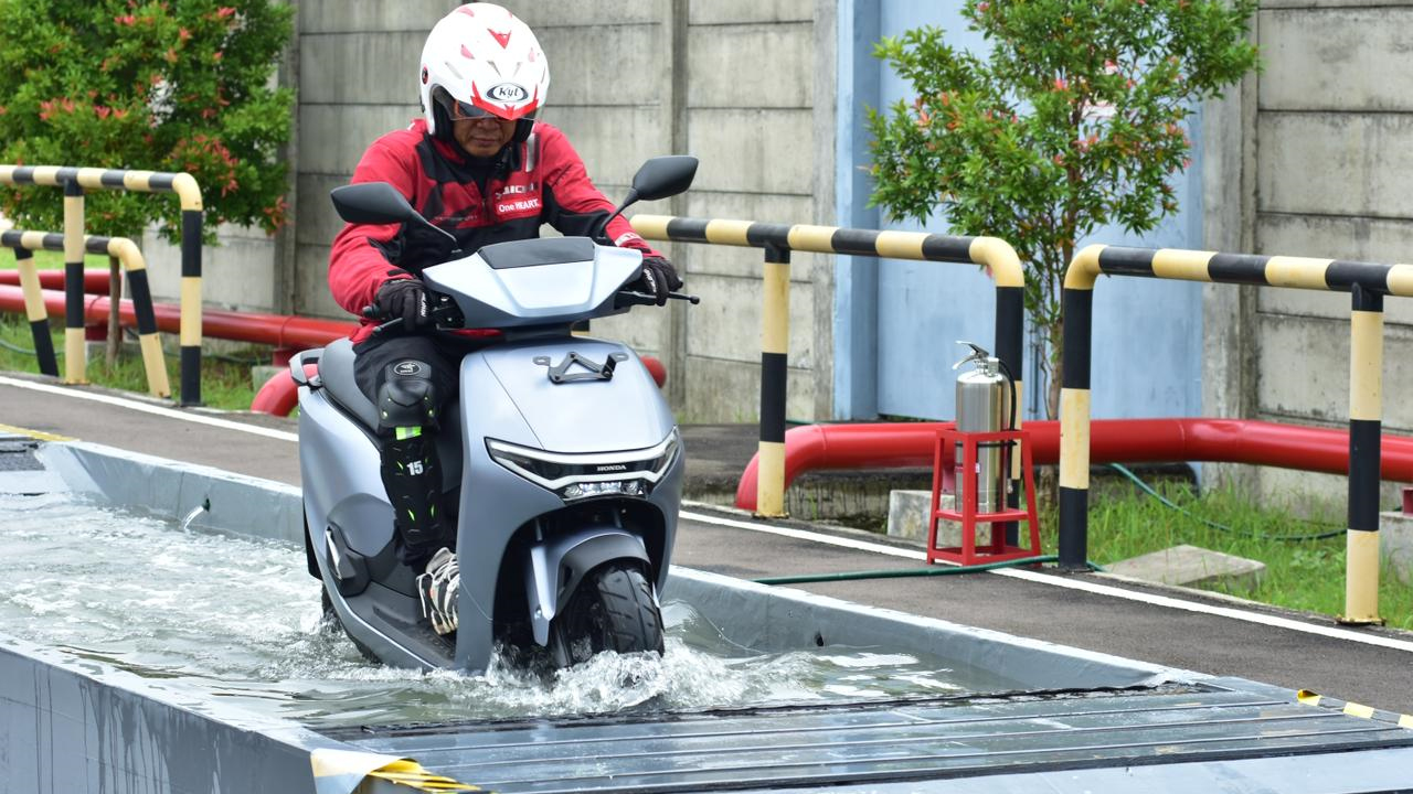 Harga Resmi Motor Listrik Honda ICON e: dan Honda CUV e: Akhir Tahun 2024, Yakin Masih Mau?