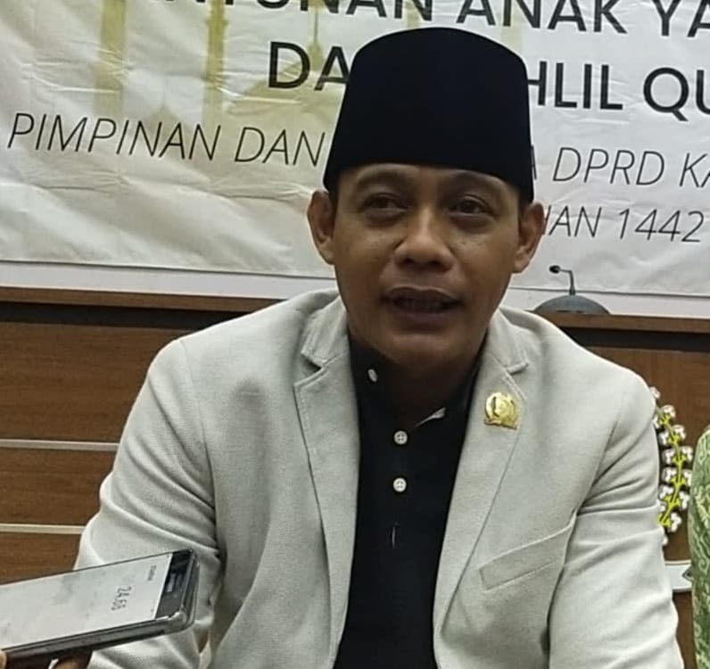 Soroti TPS Desa Purbahayu, Ketua DPRD Kabupaten Pangandaran Tegaskan Harus Jauh dari Pemukiman Warga