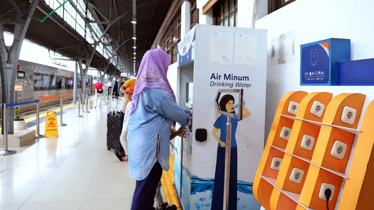 Stasiun Tasikmalaya Segera Miliki Water Station, Cek Daftar Fasilitas Air Minum Gratis se-Indonesia!
