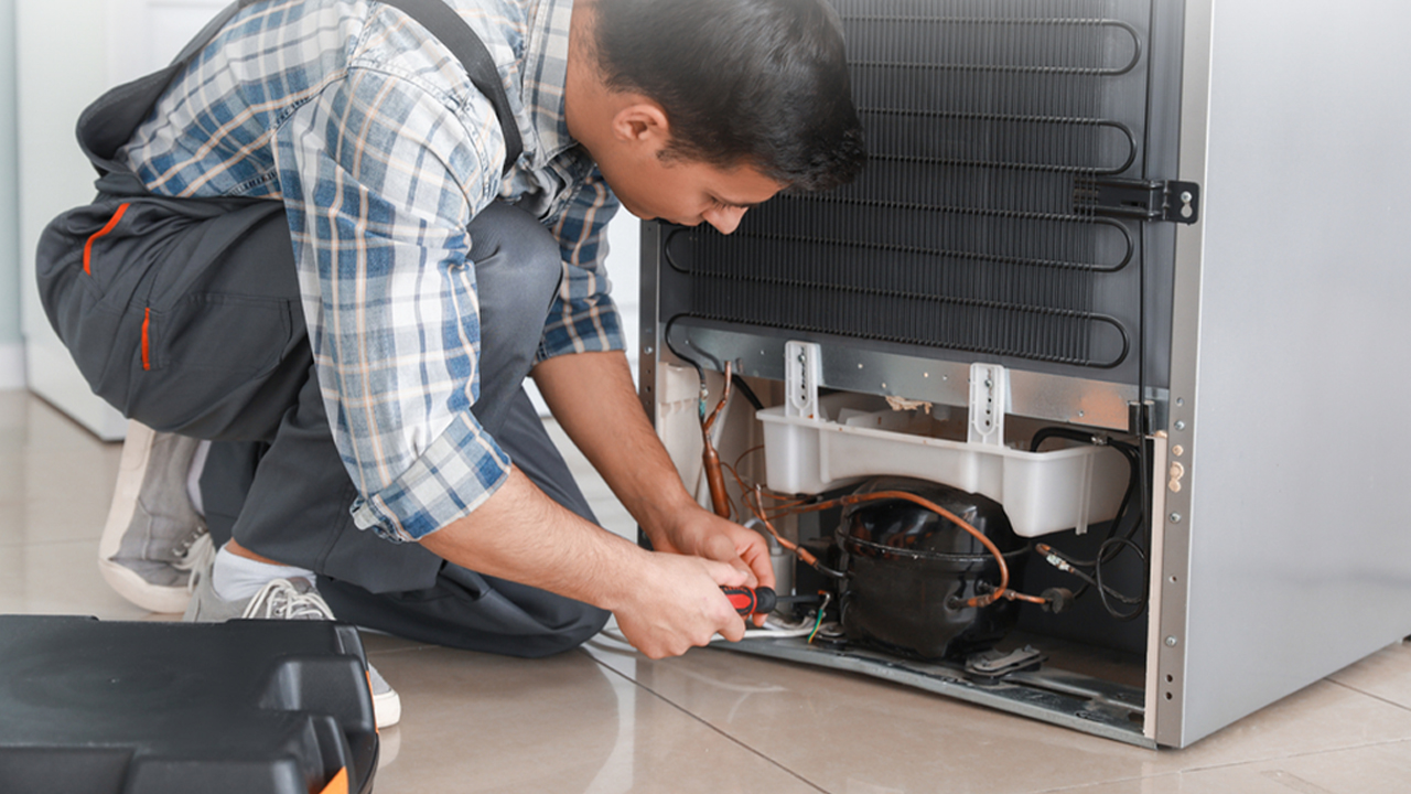 Jangan Panik! Begini Cara Mengatasi Freon Kulkas Bocor, Terlebih Dahulu Kenali Tanda-tandanya