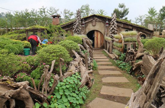 Farmhouse Lembang Wisata Instagramable di Bandung, Petualangan Bergaya Eropa di Tengah Lembang