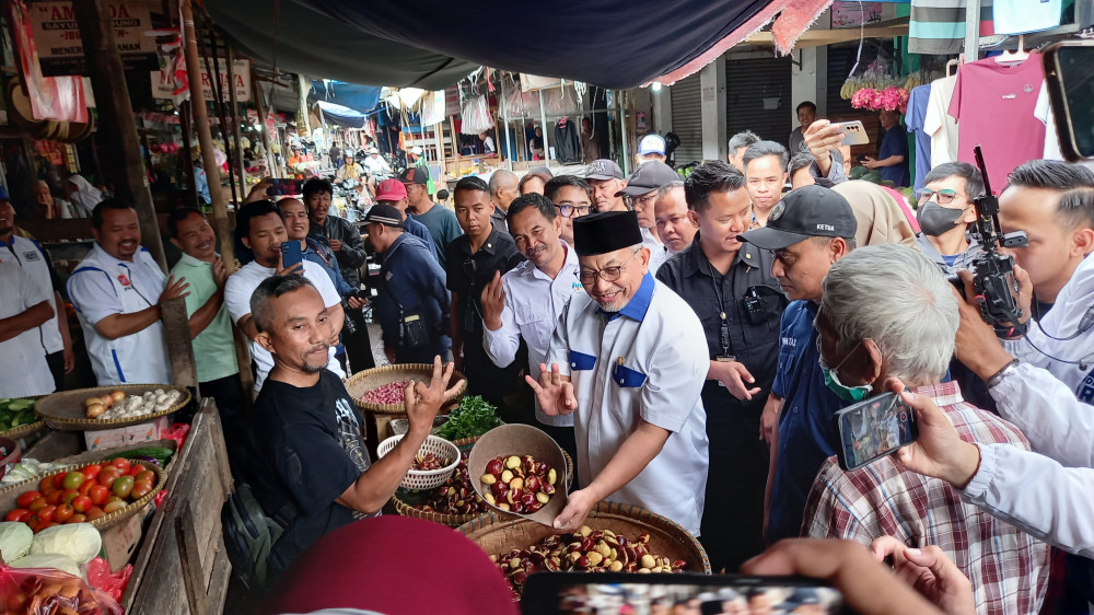 Ahmad Syaikhu Janji Perbaiki Pasar Tradisional Jabar dan Adopsi Sistem Belanja Online