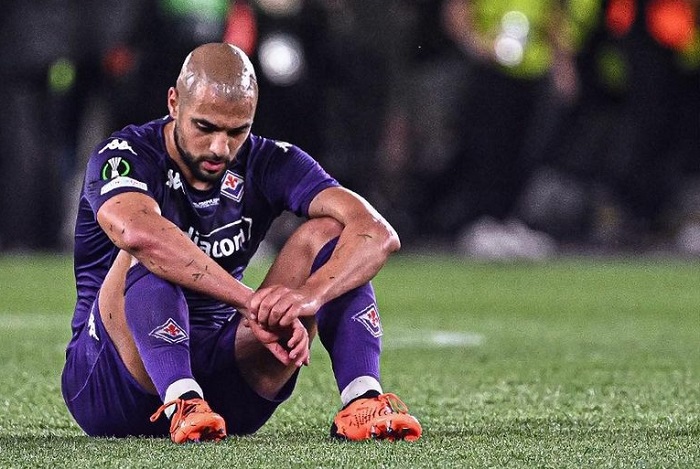 Sofyan Amrabat Tinggalkan Fiorentina, Manchester United Coba Tikung Barcelona