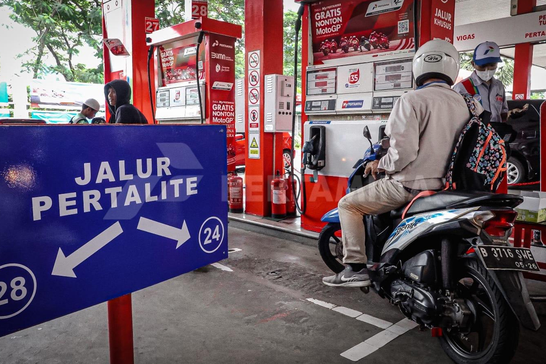 Langkah Hemat BBM: Pembatasan Pertalite Diberlakukan, Harga Tetap, Mandatori B50 Digenjot