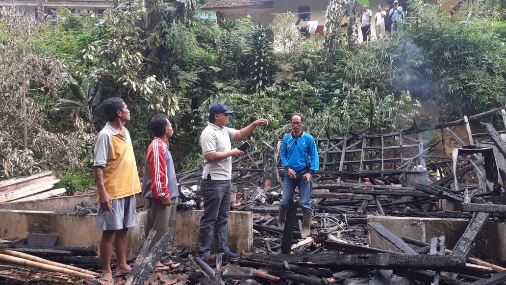 Kompor Gas Meledak, Rumah Semi Permanen di Kabupaten Tasikmalaya Kebakaran