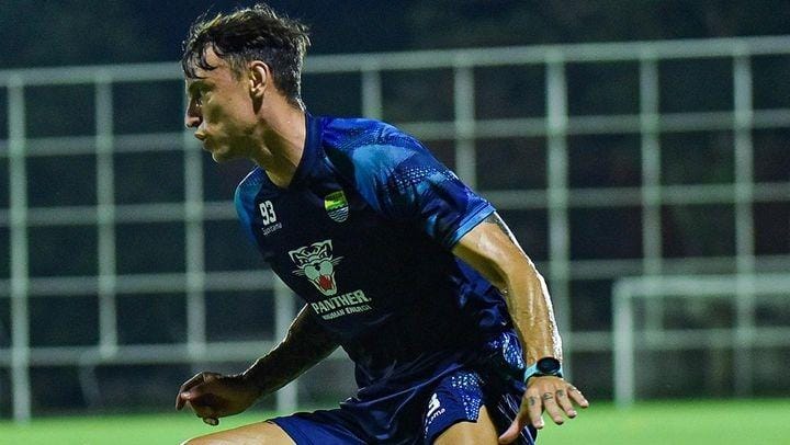 Bojan Hodak Tak Biarkan Pemain Persib Bersantai, Terus Geber Latihan Jelang Lawan Bali United Esok