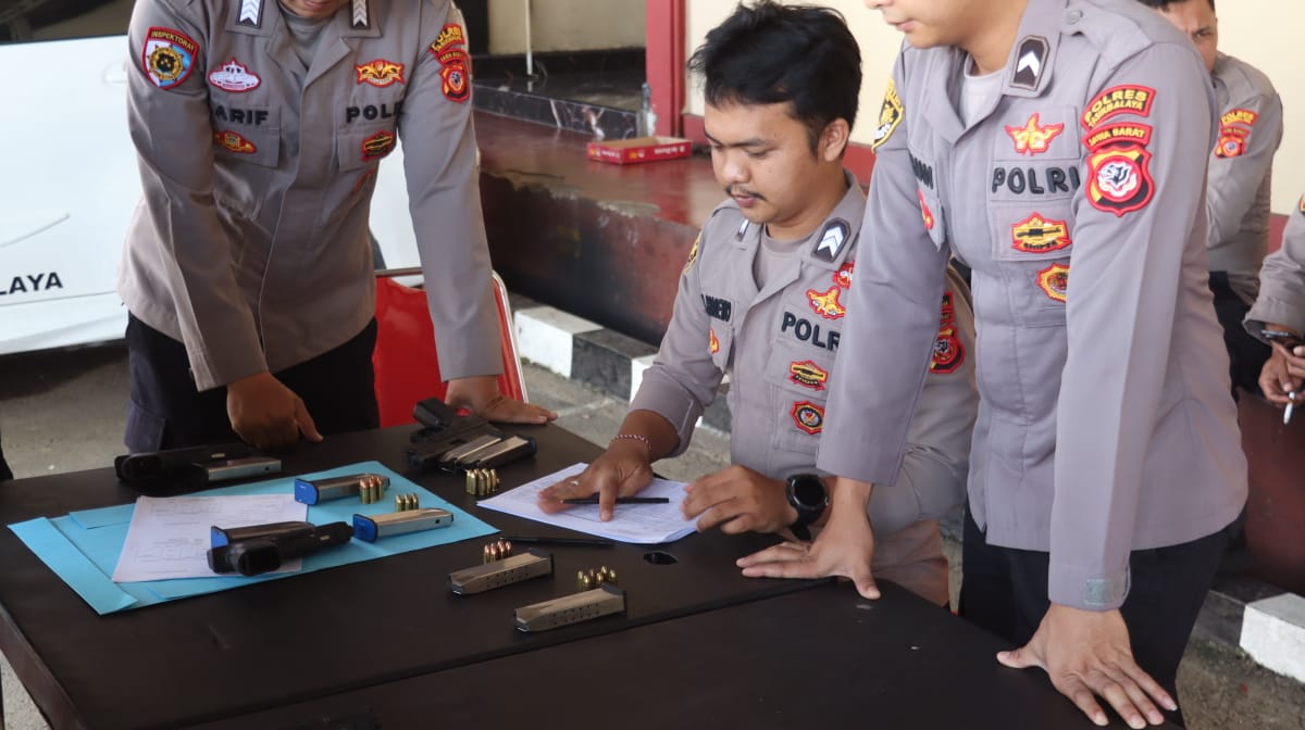 Polres Tasikmalaya Periksa Senjata Api Anggota, Waka Polres: Kesiapan dan Disiplin Jadi Kunci Keamanan!