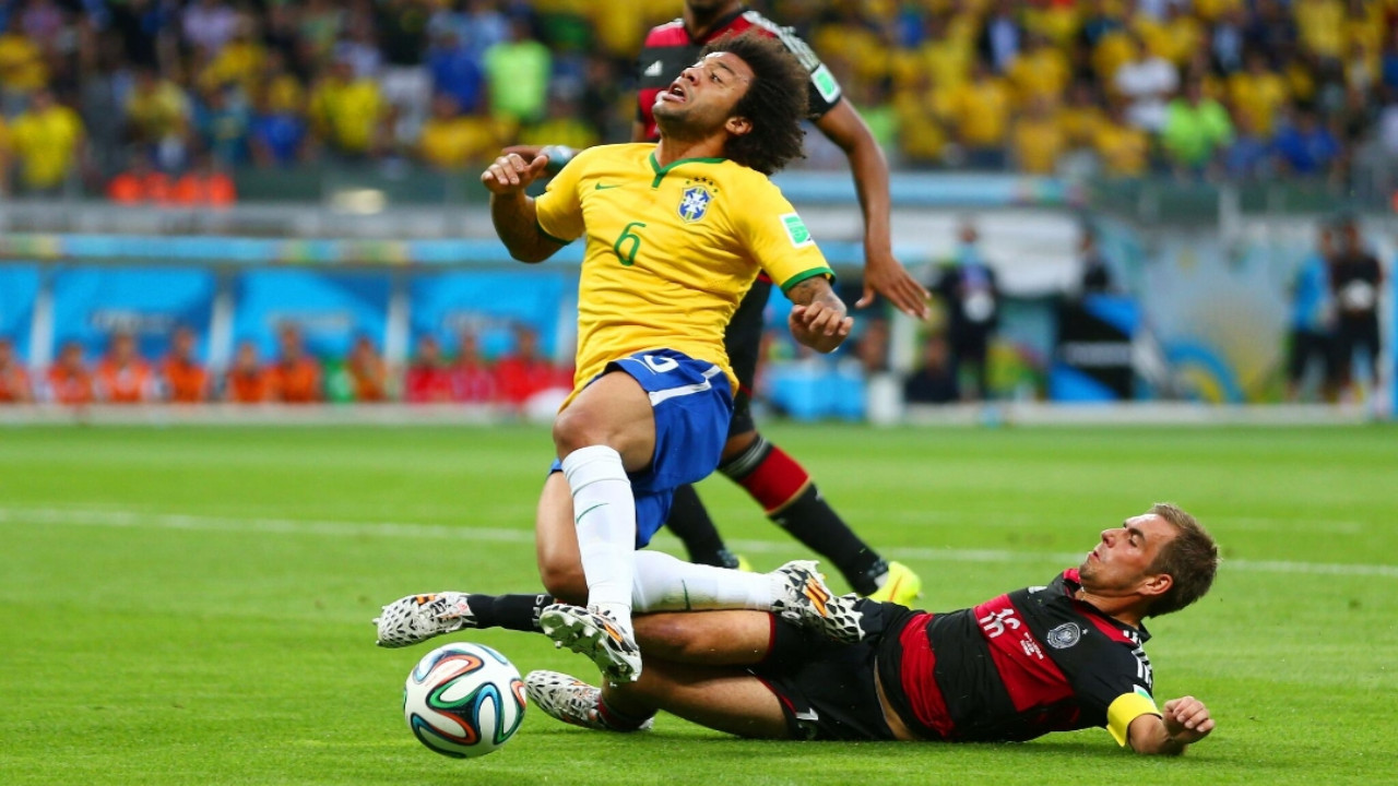 Kekalahan Memalukan Brasil hingga Penerbitan Perdana The Wall Street Journal