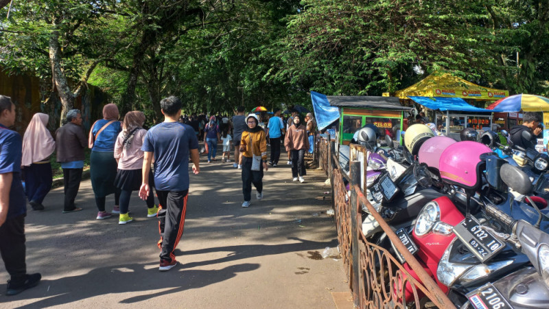 Banyak Penolakan, Banner Jogging Track Bayar Rp 2 Ribu di Dadaha Kota Tasikmalaya Dicopot