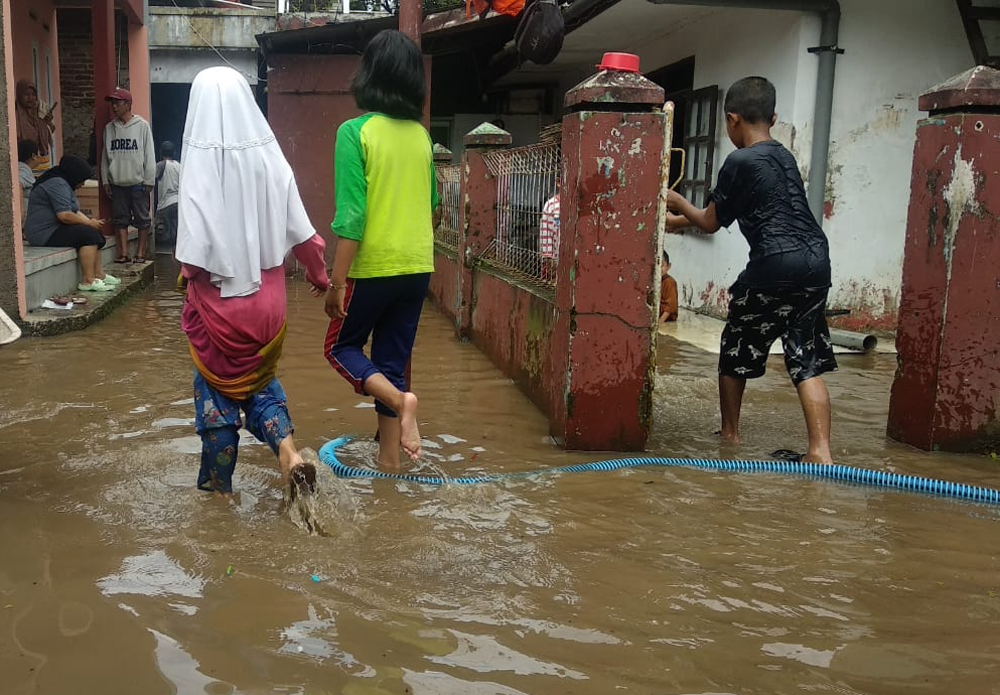 KASIHAN! 6 Rumah di Mangkubumi Terendam Banjir, Tiap Hari Kota Tasikmalaya Diguyur Hujan Lebat