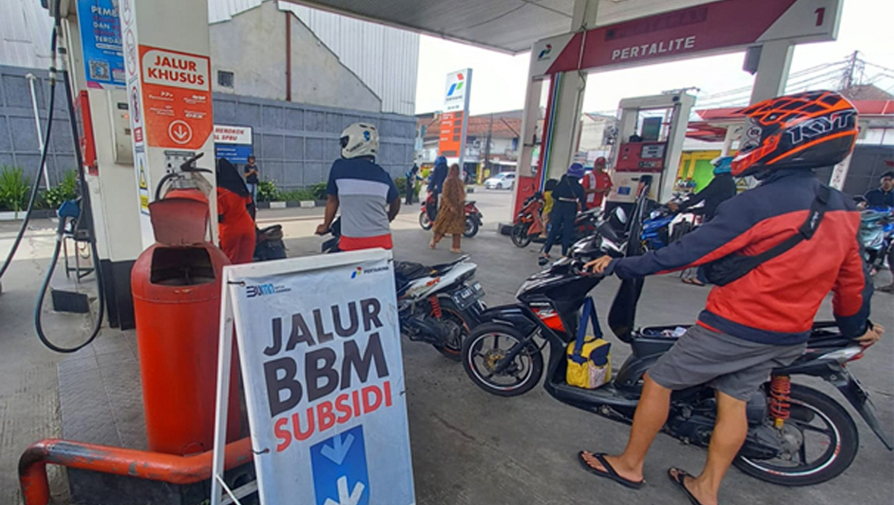 Pertamina Tegaskan Pertalite Tanpa Etanol, Ini Penjelasan Ilmiahnya