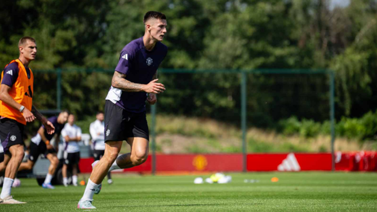 Selain Sepak Bola, Ayo Tebak Hobi Benjamin Sesko, Anggota Trisula Baru Manchester United?