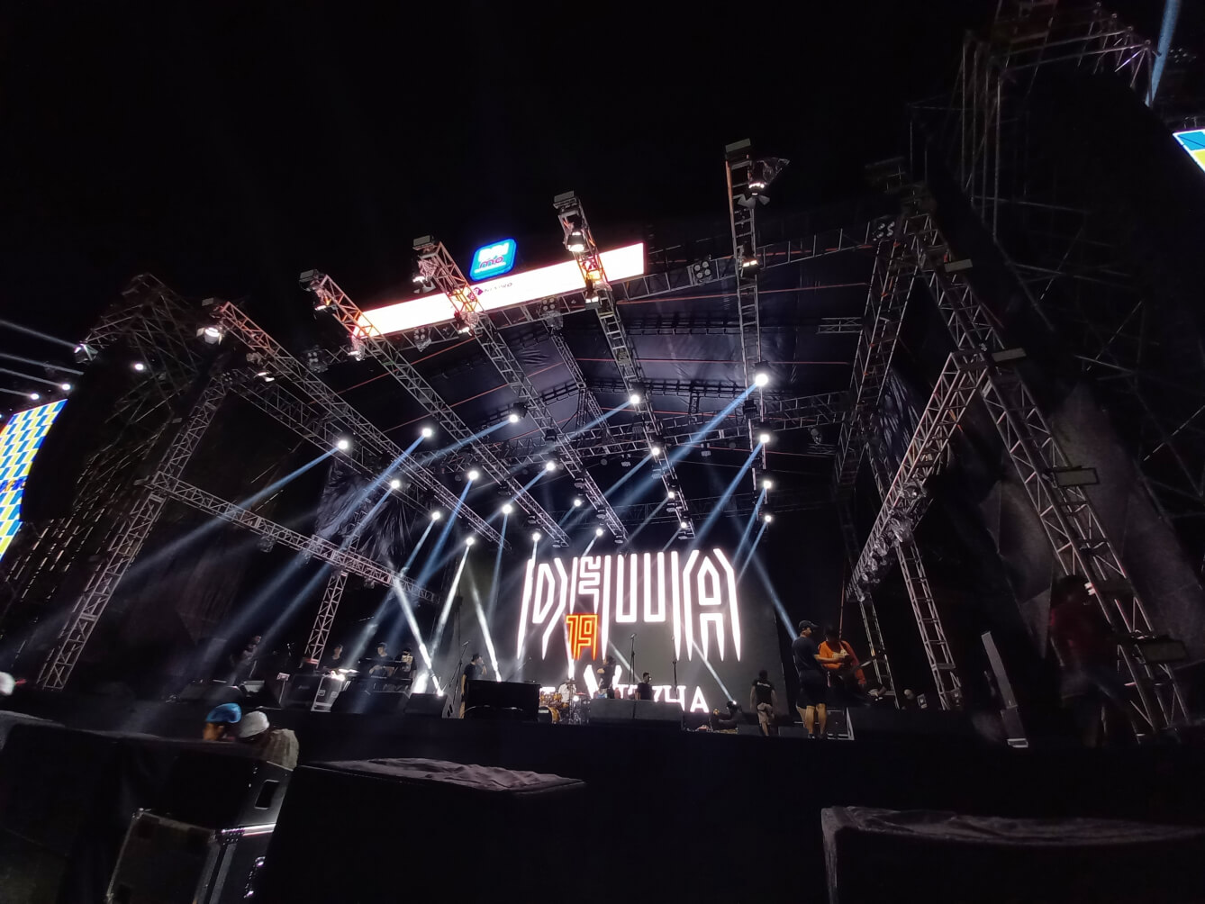 Malam ini Dewa 19 Konser Spektakuler di Lanud Wiriadinata Kota Tasikmalaya