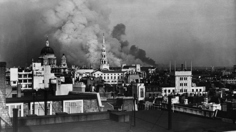 Dari Tragedi Blitz London, Kemerdekaan Brasil, hingga Peristiwa Tragis Mandala Airlines di Medan