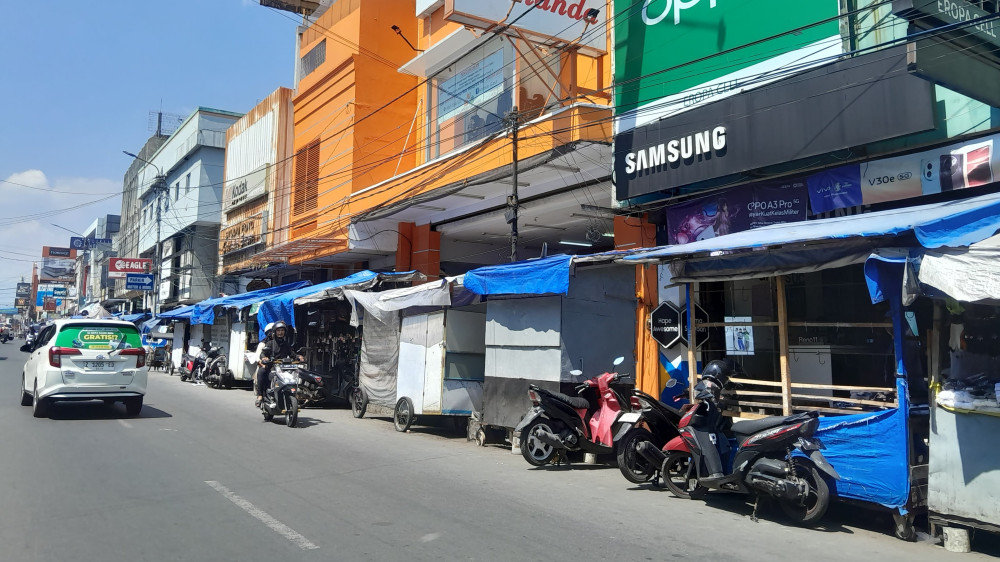 Relokasi PKL Jalan Ahmad Yani ke Jalan Pasar Baru Kabupaten Garut Menunggu Waktu yang Tepat