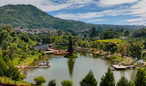 Taman Lembah Dewata Destinasi Wisata di Bandung: Tempat Healing yang Sejuk dan Instagramable