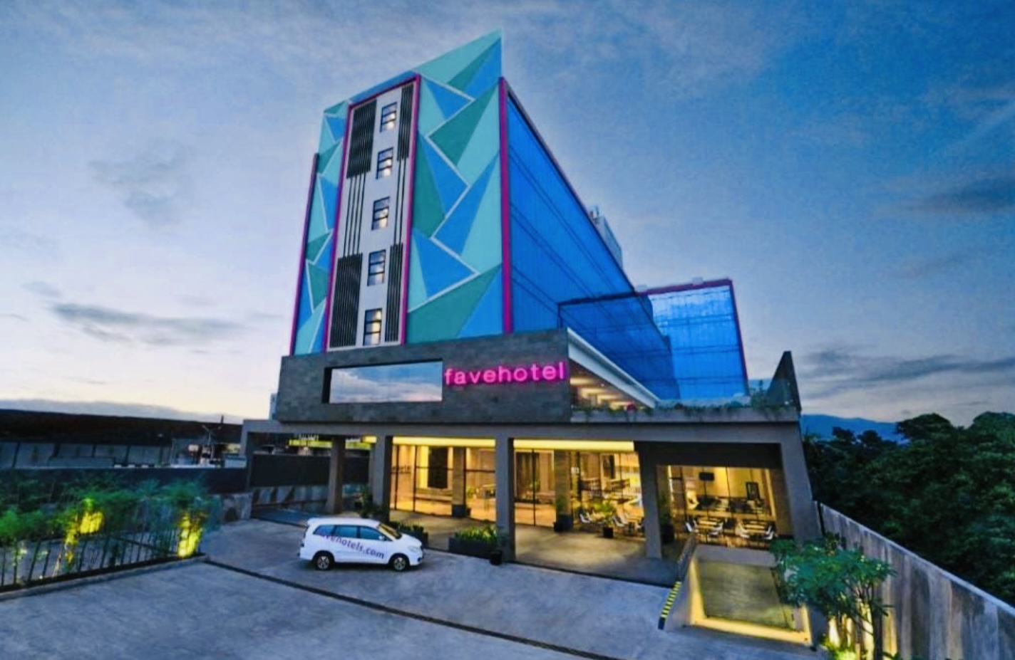 Rekomendasi Hotel Terbaik di Tasikmalaya Cocok Ditempati Saat Liburan Bersama Keluarga